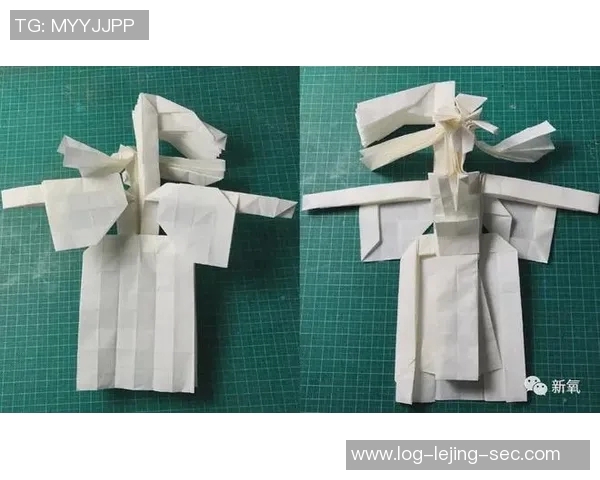 折纸足球服的创意设计与制作技巧探索让你的纸艺更具运动魅力